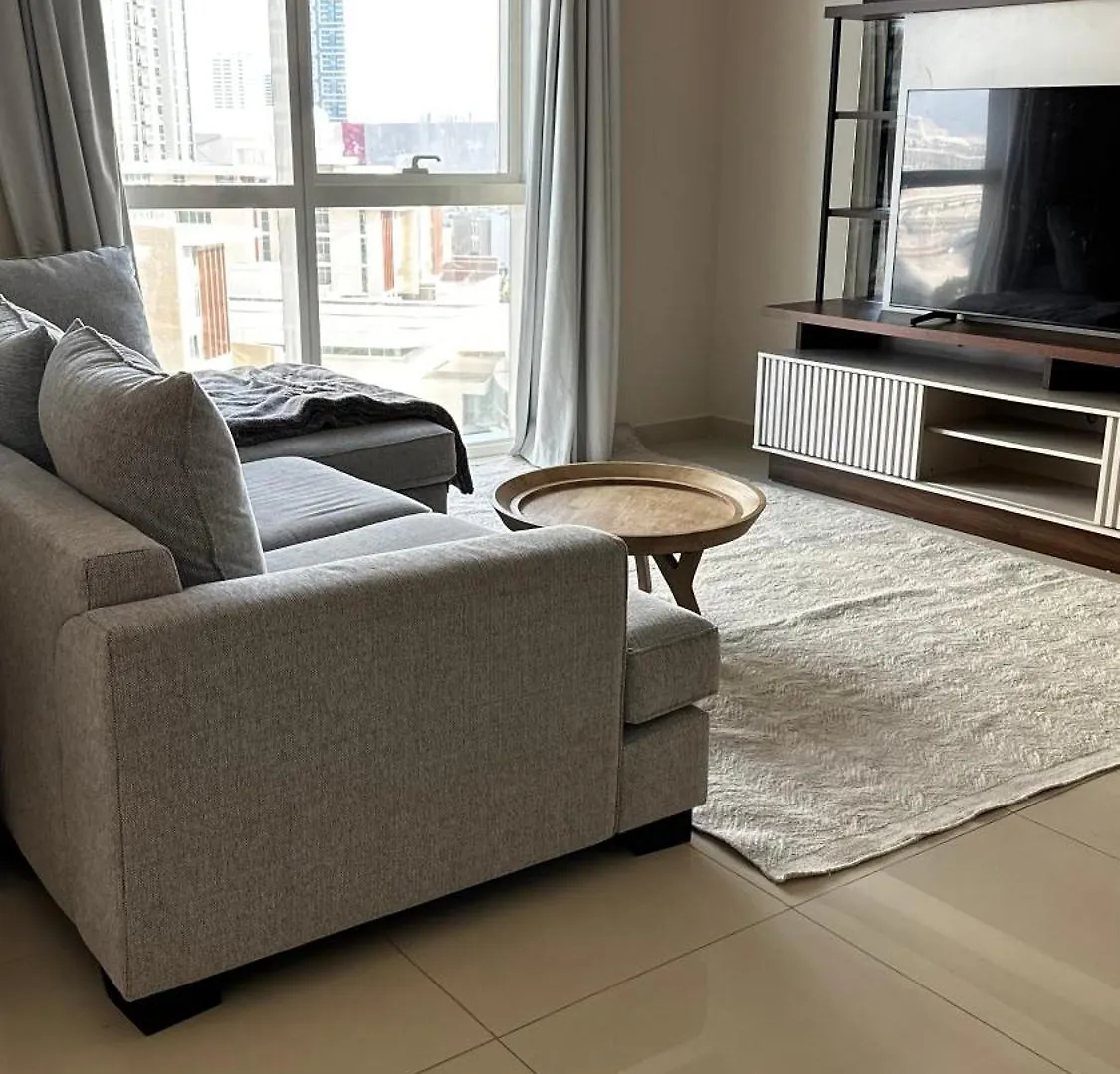 Cozy Apartment In Reem Island Abu Dhabi 0*,  Vereinigte Arabische Emirate